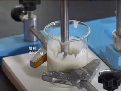 有機(jī)膨潤(rùn)土凝膠